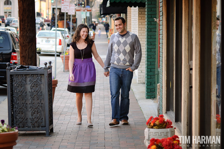 Engagement Shoot Pictures in the Marietta Square