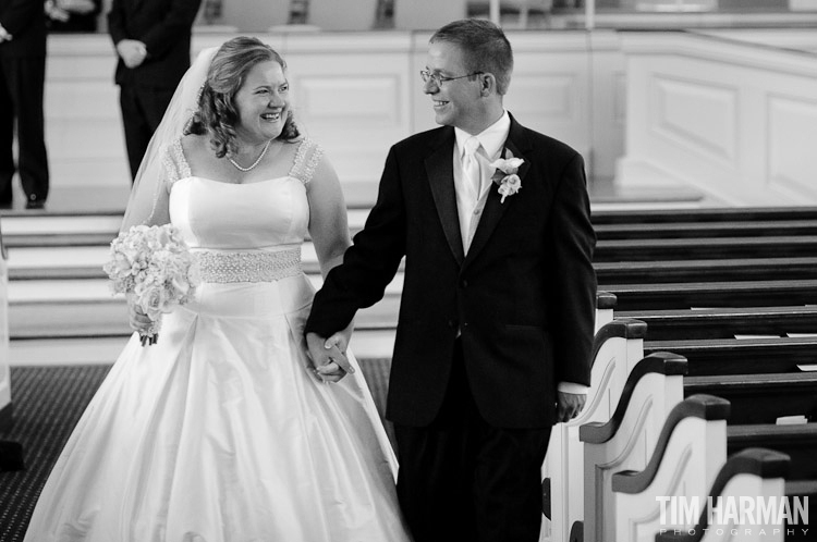 wedding at smoke rise baptist church in stone mountain