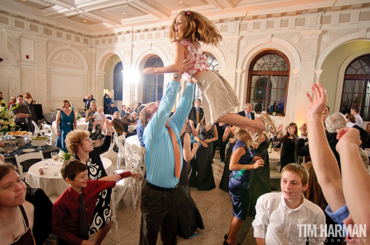 wedding at smoke rise baptist church in stone mountain